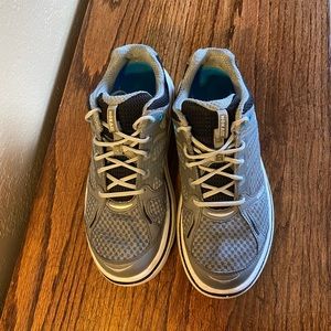 Hoka OneOne Bondi B Low